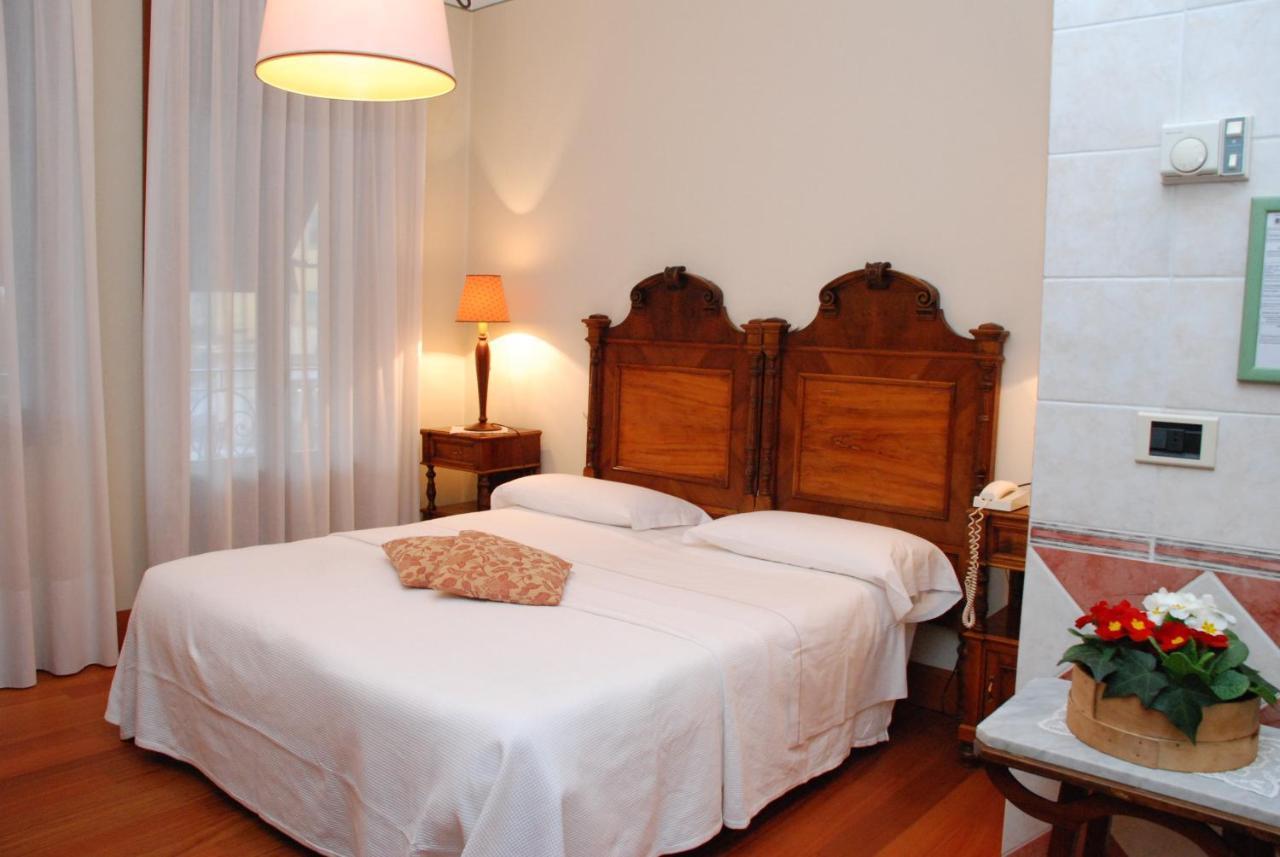 Hotel Vecia Brenta ミーラ 部屋 写真